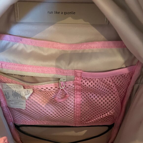 LuluLemon Run All Day Backpack | Size 16.5" x 9.5" x 6" | Black/Tan Inside - Picture 6 of 6